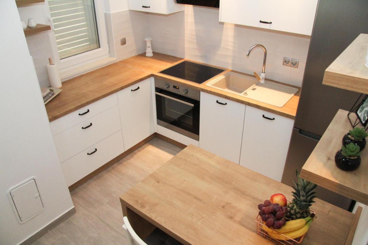 Apartman Antea Biograd Na Moru Buitenkant foto